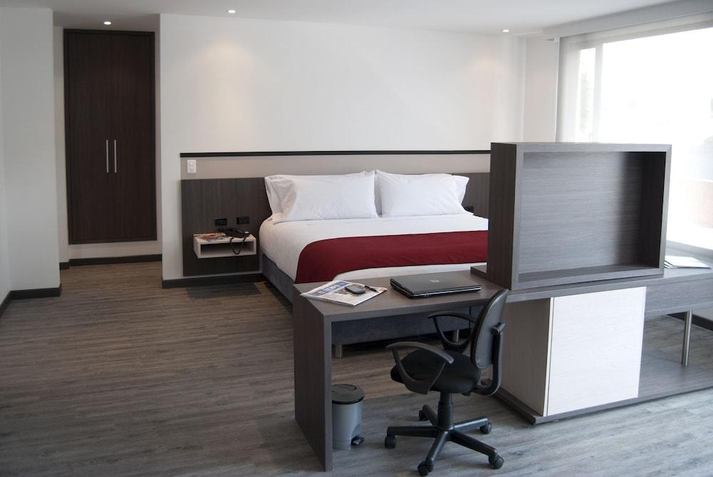 Best Western Calleja Suites Богота Екстериор снимка